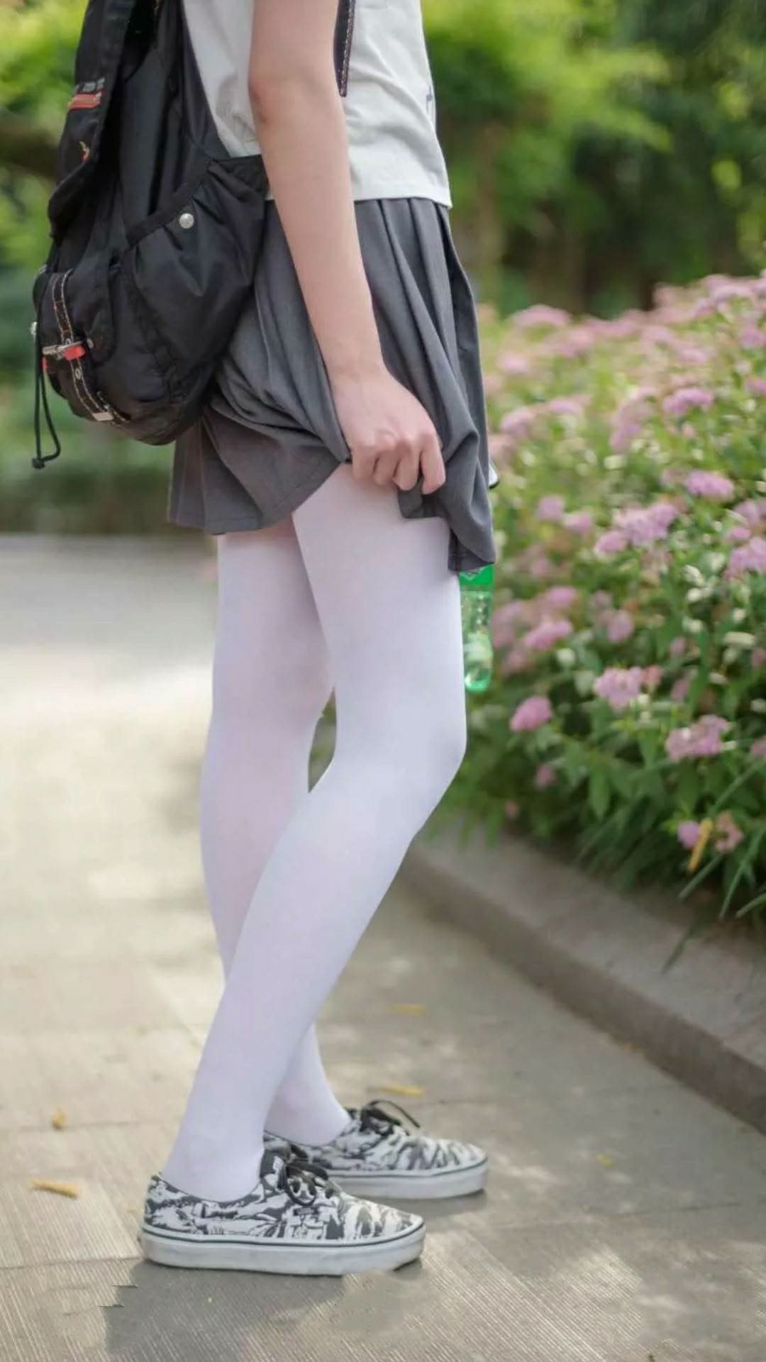 开云体育入口-坚船与桑巴的对决，抢七生死夜，哥伦比亚的飓风如何撕碎马赛的航海梦